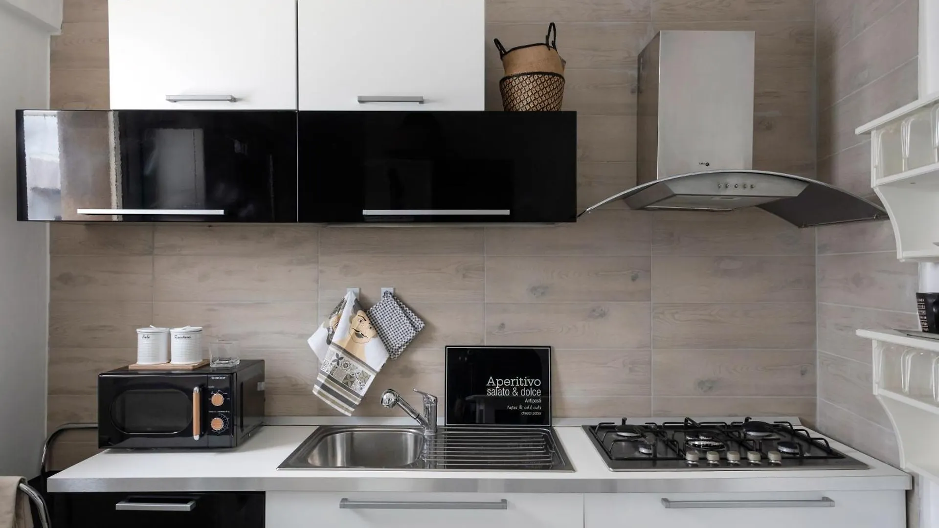 Vicolo Paterno Apartments 팔레르모