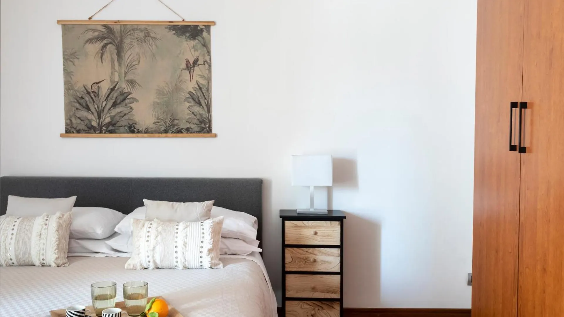 Vicolo Paterno Apartments 팔레르모